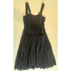Women's The Market Montreal Black Velvet Dress Size M